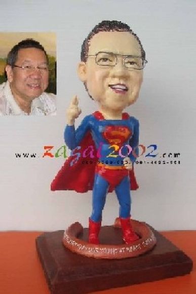 ตุ๊กตาล้อเลียน ในรูปแบบต่าง ๆ ที่เลือกสรรเองได้ by zagai2002
