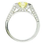 MAYA Jewelry เสนอเครื่องประดับ แหวนเพชร Amandas สีเหลือง รายล้อมด้วยเพชรเม็ดเล็กจำนวนมาก งานดีไซน์จา