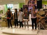 workshop การใช้เสียงในการร้องเพลงสำหรับบริษัท หรือหน่วยงานต่างๆ รวมทั้งจัดการแสดงแบบหมู่คณะ ราคาเดีย