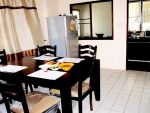 homedd.co.th รหัส H3-0486 ขายบ้านเดี่ยว 2 ชั้น ซอยสุขุมวิท 56 เขตพระโขนง กรุงเทพ การเดินทางสะดวก ใกล