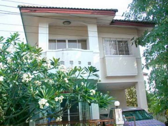 Baansdd.com รหัส H3-0112 ขายบ้านเดี่ยว 2 ชั้น หมู่บ้านออคิดวิลล่า เนื้อที่ 45 ตร.ว. ราคา 2.5 ล้าน Baansdd.com รหัส H3-0112 ขายบ้านเดี่ยว 2 ชั้น หมู่บ้านออคิดวิลล่า เนื้อที่ 45 ตร.ว. ราคา 2.5 ล้าน