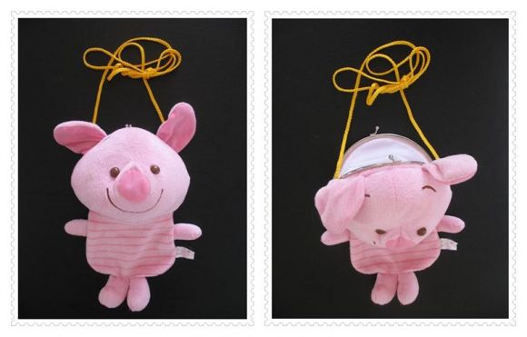 กระเป๋าสะพาย PIGLET