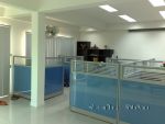 รับติดฟิล์มฝ้ากรองแสง กันความร้อนบ้าน อาคาร(ผลงานที่วิสเมค จำกัด) สนใจติดต่อ: ช่างโย 08-3388-1133
