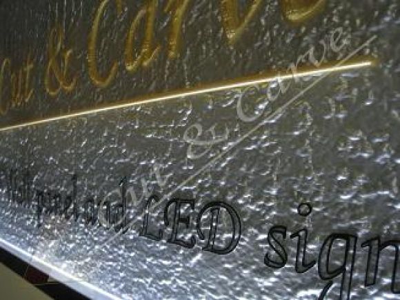 ฉีกแนวเดิมกับผนังตกแต่งบ้าน ลายเก๋ ที่ Cut & Carve Wall Panel ฉีกแนวเดิมกับผนังตกแต่งบ้าน ลายเก๋ ที่ Cut & Carve Wall Panel