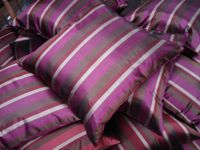 หมอนอิงผ้าไหมแท้ 100% Pure silk cushion จากผ้าไหมบ้านครัว ผู้ผลิต รับผลิต สั่งทำ