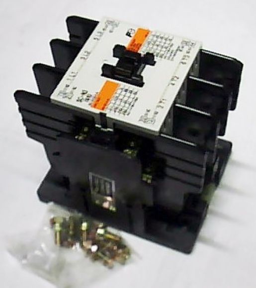 Magnetic contactor ยี่ห้อ FUJI รุ่น SC-N3