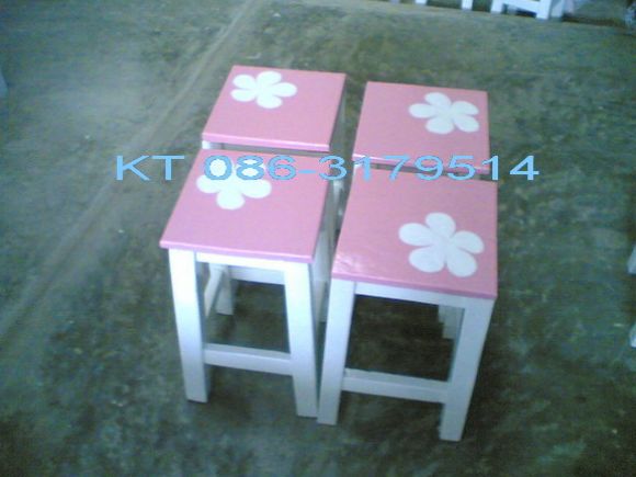 เก้าอี้ไม้หัวโล้น 28x28x50 ไม้จามจุรี เพ้นท์ลาย เก้าอี้ไม้หัวโล้น 28x28x50 ไม้จามจุรี เพ้นท์ลาย