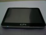 gpsราคาถูก รุ่นใหม่ ทรงไอโฟน ขนาดจอ 5.0 นิ้ว CPU 500 Mhz CHIPSET MTK DDR RAM 128 MB มี AV IN ต่อกล้อ