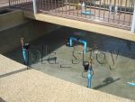 น้ำพุในบ่อเลี้ยงปลาคาร์ฟ ที่บ้านพัหคนชรา