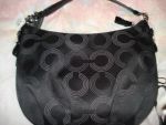 สินค้าอยู่ไทย พร้อมส่ง 15929 Coach Madison Dotted Hobo Black