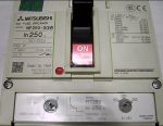 เมนเบรคเกอร์ ยี่ห้อMITSUBISHIรุ่นNF250-SGW(สามารถปรับได้ตั้งแต่160amp-250amp3P)