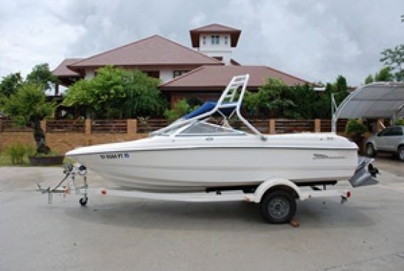 powersportmaxx ขาย Speed boat 2001 CHAPARRAL 180 SSe with 3.0L 135hp powersportmaxx ขาย Speed boat 2001 CHAPARRAL 180 SSe with 3.0L 135hp