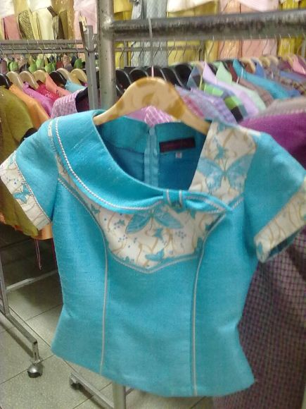 เสื้อไหมสตรี
