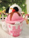 ตุ๊กตา snoopy ถือไอติม