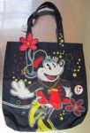 กระเป๋าผ้าจาก Hong Kong Disney ลาย Minnie Mouse สวยเก๋น่ารัก