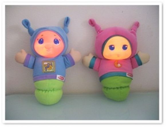 ตุ๊กตา ยี่ห้อ PLAYSCHOOL มือสอง สภาพ 95% (เหลือสีฟ้า) ถอดซักได้ ตุ๊กตา ยี่ห้อ PLAYSCHOOL มือสอง สภาพ 95% (เหลือสีฟ้า) ถอดซักได้