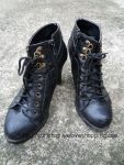 รองเท้าบูทเท่สุด ๆ