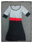เสื้อผ้ามือสอง