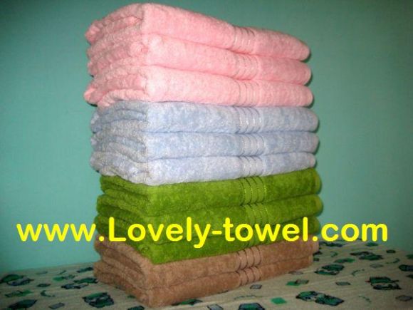ผ้าขนหนูสีพื้น หนานุ่ม ผ้าส่งออก ขนาด 30x60 มีหลายสี ฟ้า/ชมพู /ม่วง/เขียวตอง/น้ ผ้าขนหนูสีพื้น หนานุ่ม ผ้าส่งออก ขนาด 30x60 มีหลายสี ฟ้า/ชมพู /ม่วง/เขียวตอง/น้