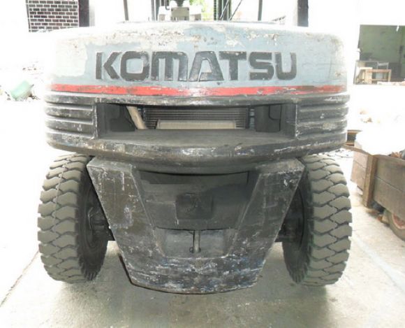 ขายรถยก FORKLIFT ยี่ห้อ KOMATSU รุ่น FD20-11 ขนาด 2 ตัน ราคา 180000 บาท ขายแล้ ขายรถยก FORKLIFT ยี่ห้อ KOMATSU รุ่น FD20-11 ขนาด 2 ตัน ราคา 180000 บาท ขายแล้