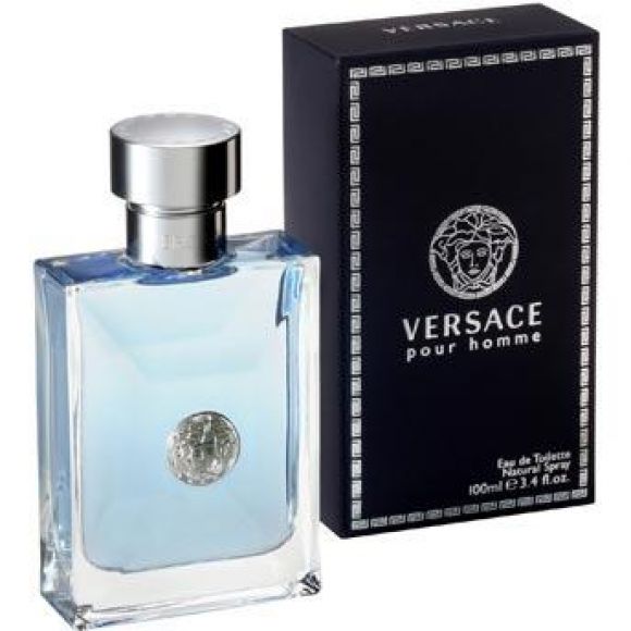 Versace Pour Homme by Versace is a Aromatic Fougere fragrance for men. 100ml.