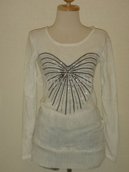 เสื้อแขนยาว เสื้อแขนยาว