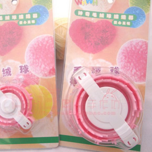 SALE พร้อมส่ง - อุปกรณ์ทำปอมปอม รูปหัวใจ  7 cm.