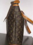 กระเป๋า LOUiS VUITTON