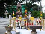 รับประกอบพิธีบวงสรวงตั้งศาลพระพรหม ศาลพระคเณศและรับประกอบพิธีพราหมณ์ทุกพิธี