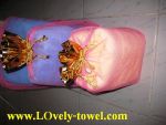 ผ้าขนหนูรับไหว้พร้อมถุงตาข่ายสวยงาม สามารถเลือกผ้าหลายขนาดได้ตามความต้องการของลูกค้าค่ะ