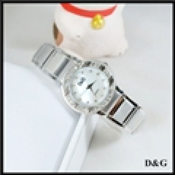   นาฬิกา D&G