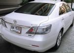 ขายคัมรี่2.4-HYBRIDตัวtopปี2010สีขาวมีจอเนวิเกเตอร์และสัญญาณถอยม่านหลังไฟฟ้าราคาคุยได้