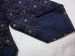 เนคไท GQ สี Navy Blue ลายดอกไม้สีเบจสวยมากค่ะ ของแท้ 100%