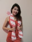ผ้าพันคอไหมปอมปอม