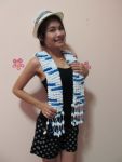 ผ้าพันคอไหมปอมปอม