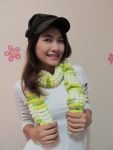 ผ้าพันคอไหมปอมปอม