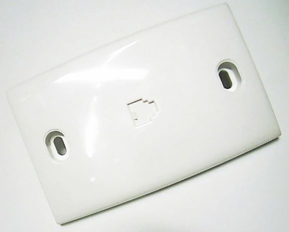 เต้ารับโทรศัพท์เดี่ยว6สายมีม่านปิดยี่ห้อ CLIPSAL รุ่น 3301AV1 (C Classic : 30 Se