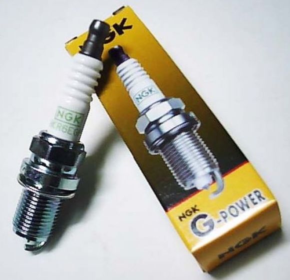 หัวเทียนยี่ห้อ NGK G-POWER PLATRINUM รุ่น BKR6EGP หัวเทียนยี่ห้อ NGK G-POWER PLATRINUM รุ่น BKR6EGP