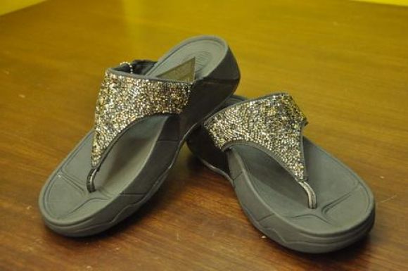 fitflop swarovski 2500.-