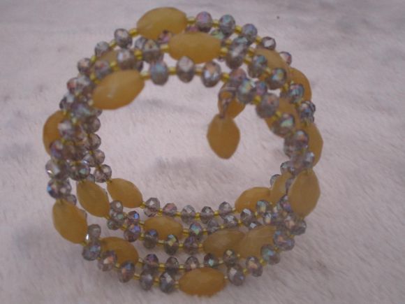 beading bracelet