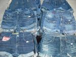 กางเกงยีนส์ขาสั้น ปลีก-ส่ง เริ่มต้นที่ 35 บาท โทร 0886993307 ตั้ม