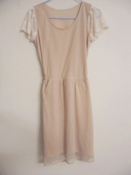 Dress สีครีมลายจุด