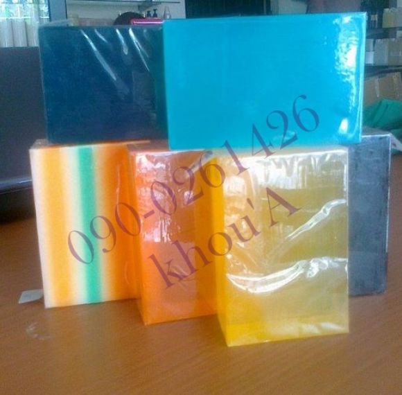 สบู่สามสีสบู่สายรุ่ง สบู่สามสีสบู่สายรุ่ง