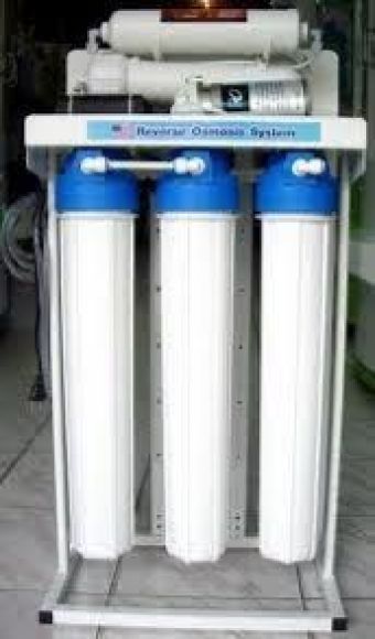 เครื่องกรองน้ำแบบตั้งพื้น RO 600 ลิตร/วัน+ถังน้ำ100ลิตร เครื่องกรองน้ำแบบตั้งพื้น RO 600 ลิตร/วัน+ถังน้ำ100ลิตร