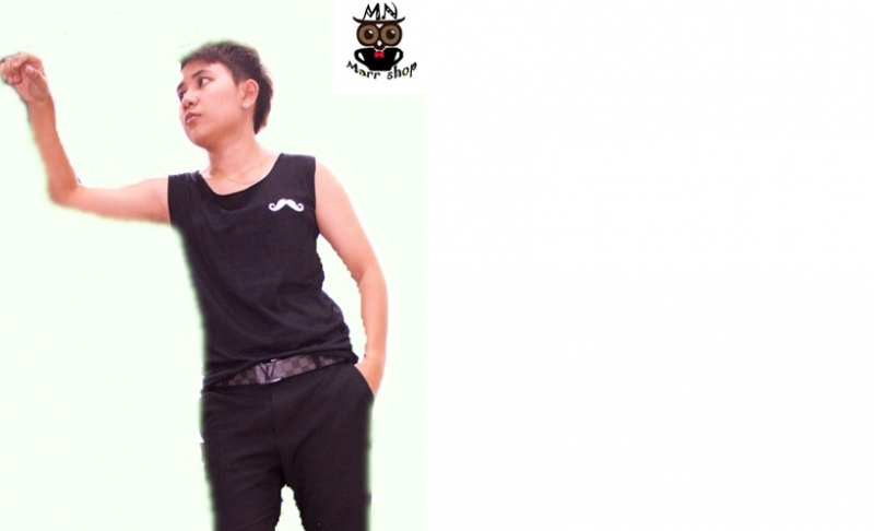 เสื้อกล้ามปักลายหนวด สีดำ เสื้อกล้ามปักลายหนวด สีดำ