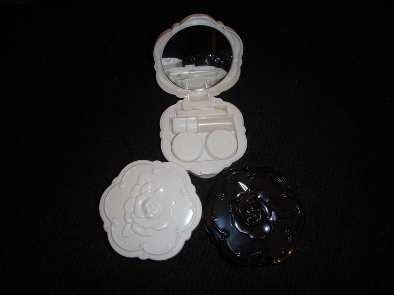 Anna Sui V2