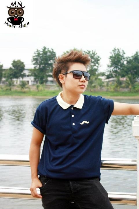 เสื้อโปโปสีกรม ปักลายหนวด เสื้อโปโปสีกรม ปักลายหนวด