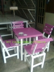 ชุดโต๊ะไม้ 70x70x75 + เก้าอี้ไม้พนักพิงเอน 4 ตัว ไม้จามจุรี