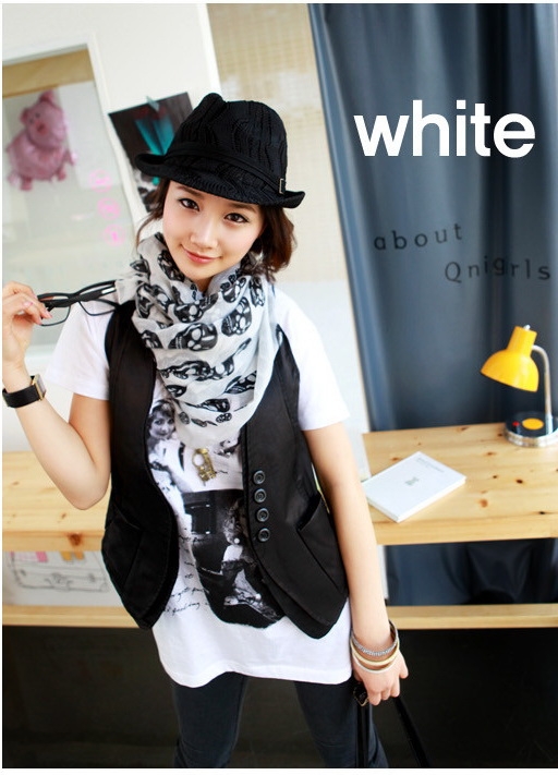 ผ้าพันคอรูปหัวกะโหลก ดีไซน์เก๋ ขนาด 160x50 ซ.ม.
