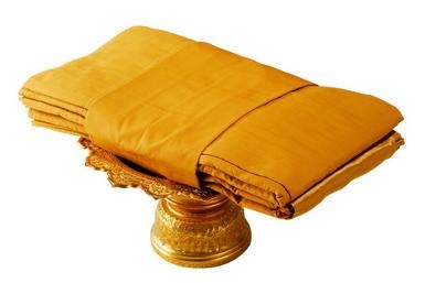 ผ้าไตรครองมัสลิน เนื้อดี